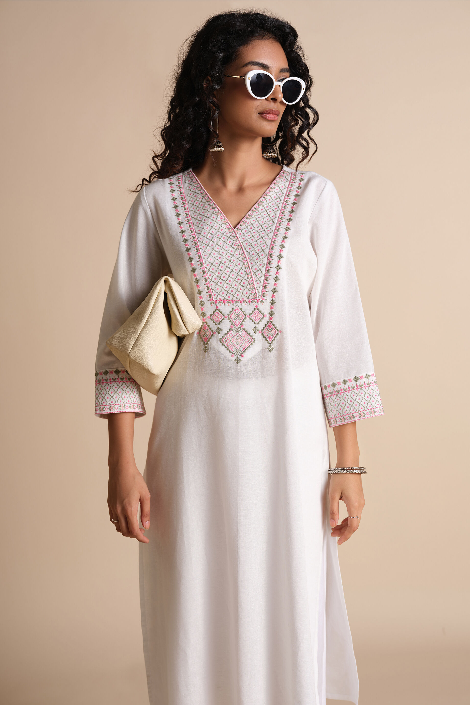 Majnoo Kurta, White, image 3